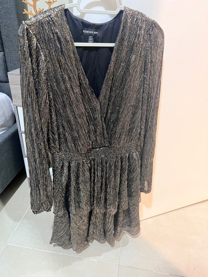 Ever New glitz and glam cocktail dress on Carousell