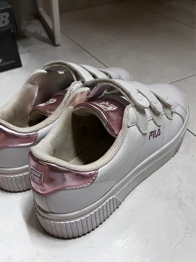 Fila Shoe Men s Fashion Footwear Sneakers on Carousell