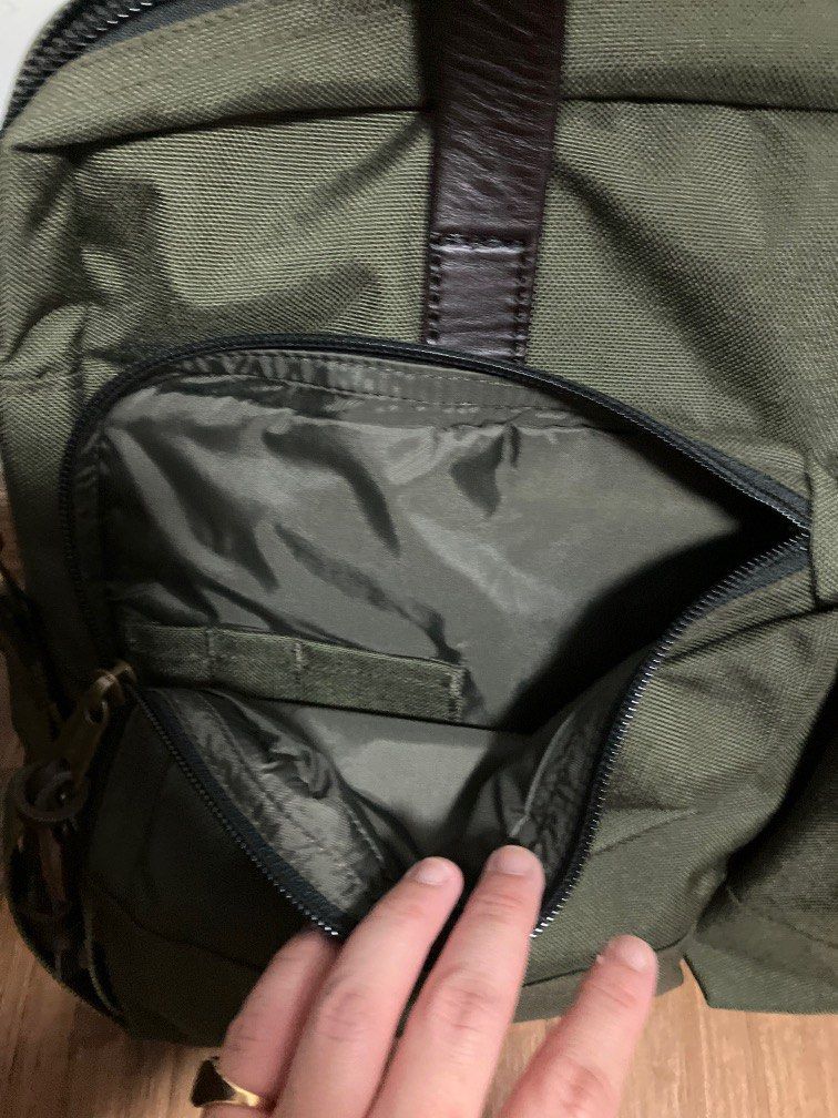 Filson Dryden briefcase green, Men's Fashion, Bags, Briefcases on Carousell