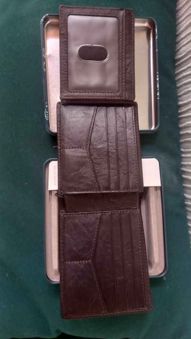 Fossil Men's Leather Bifold Wallet with Flip ID Window for Men, Luxury