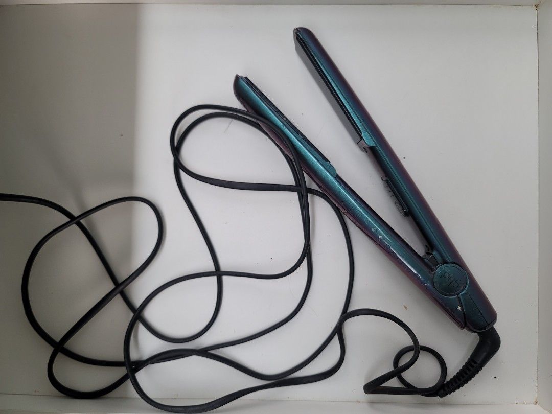 Ghd wonderland sale limited edition