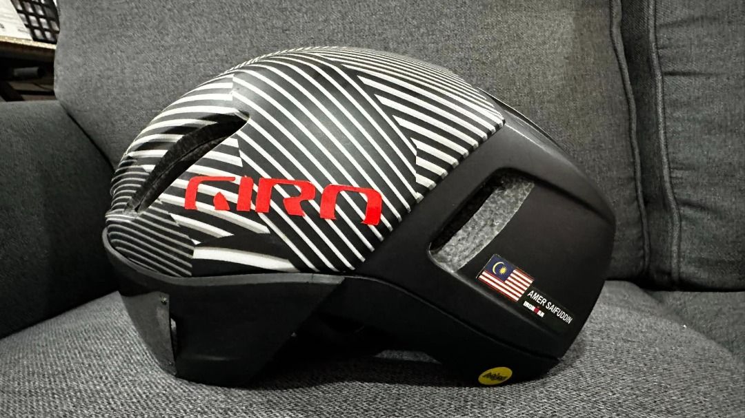 Giro vanquish dazzle sales