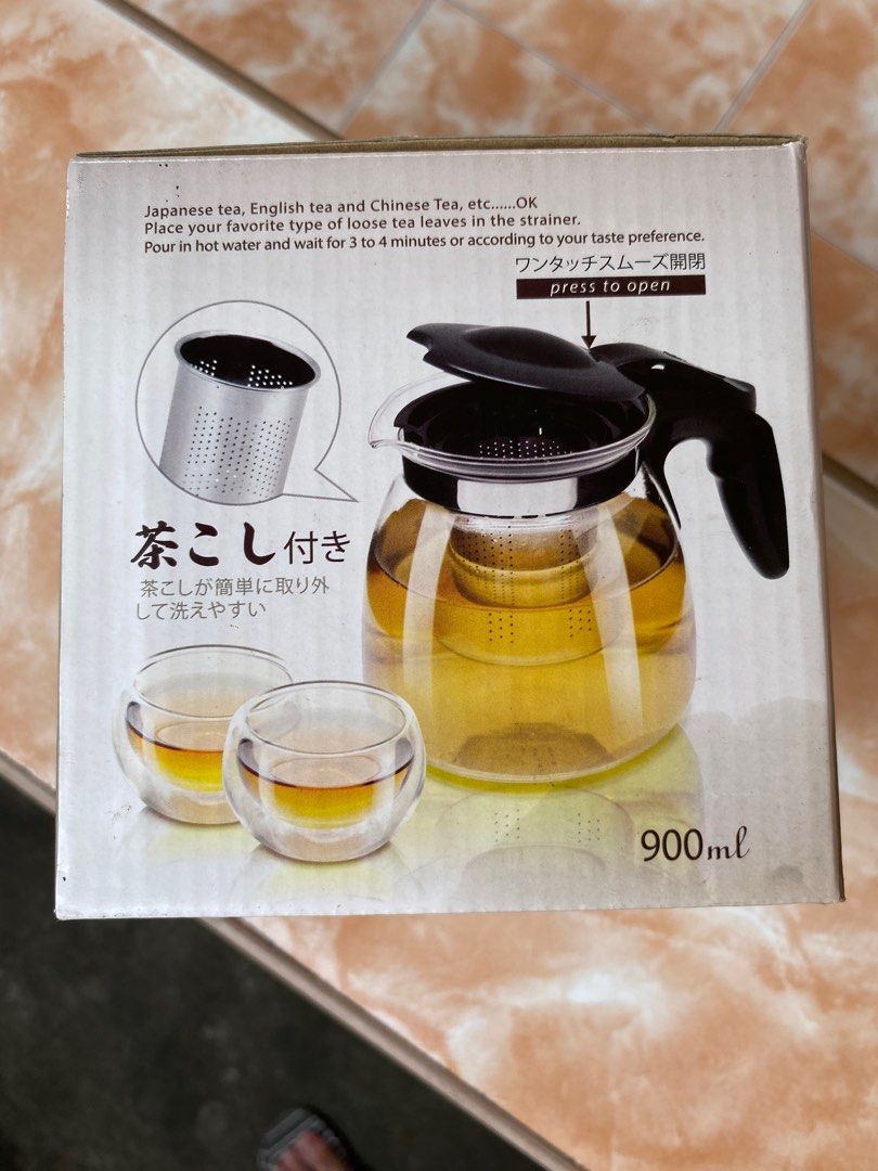 Glass Teapot / Coffeepot (with Strainer) 900 mL (Category: Coffee & Tea Tableware) located in Batangas. Submitted by rndm.bits (Listing ID 1247344670, Image 3). Description: Never used..