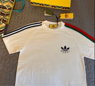 (Category: ) located in . Submitted by clothesdrive (Listing ID 1247390015, Image 1). Description: .