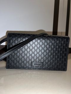 Authentic Gucci Interlocking Wallet on Chain in Black, Luxury, Bags &  Wallets on Carousell