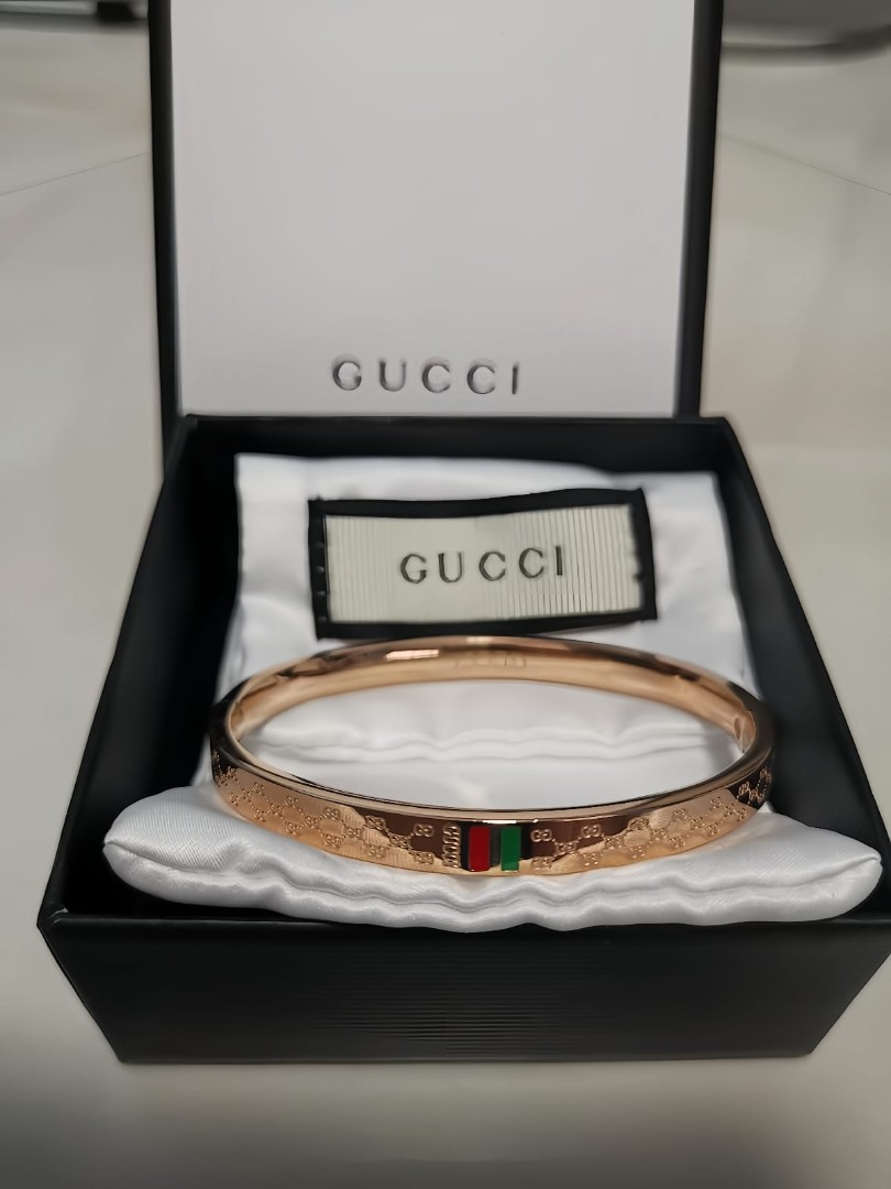 Gucci gold bangle, Women's Fashion, Jewelry & Organisers, Bracelets on ...