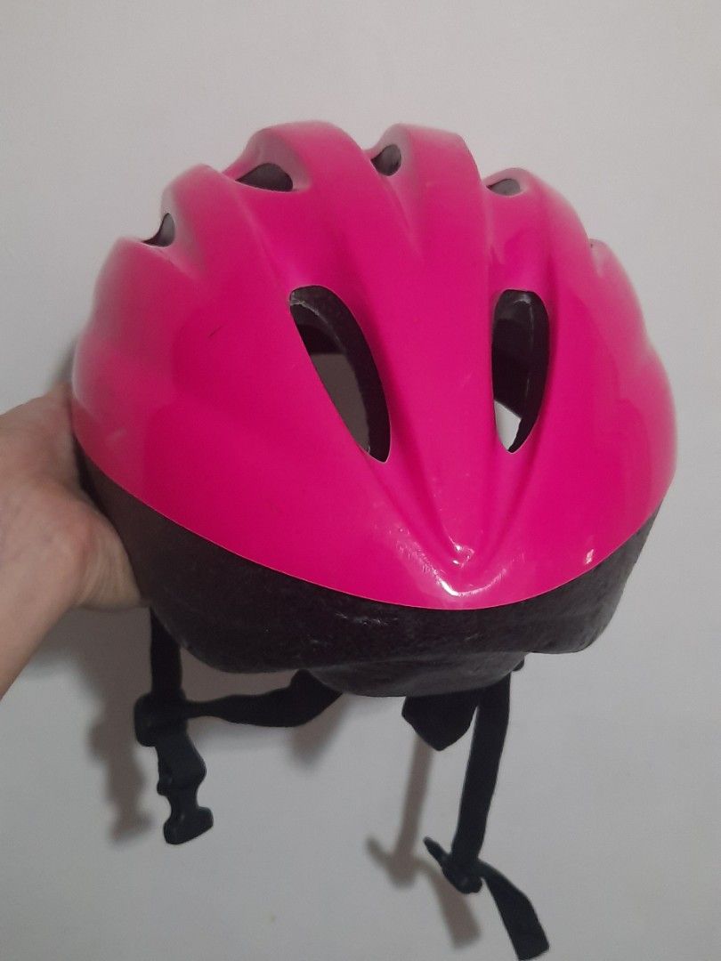 Halfords best sale pink helmet