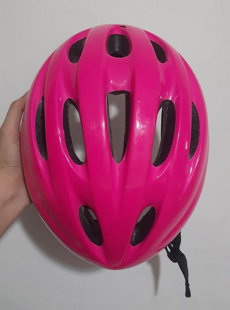 Halfords pink store helmet