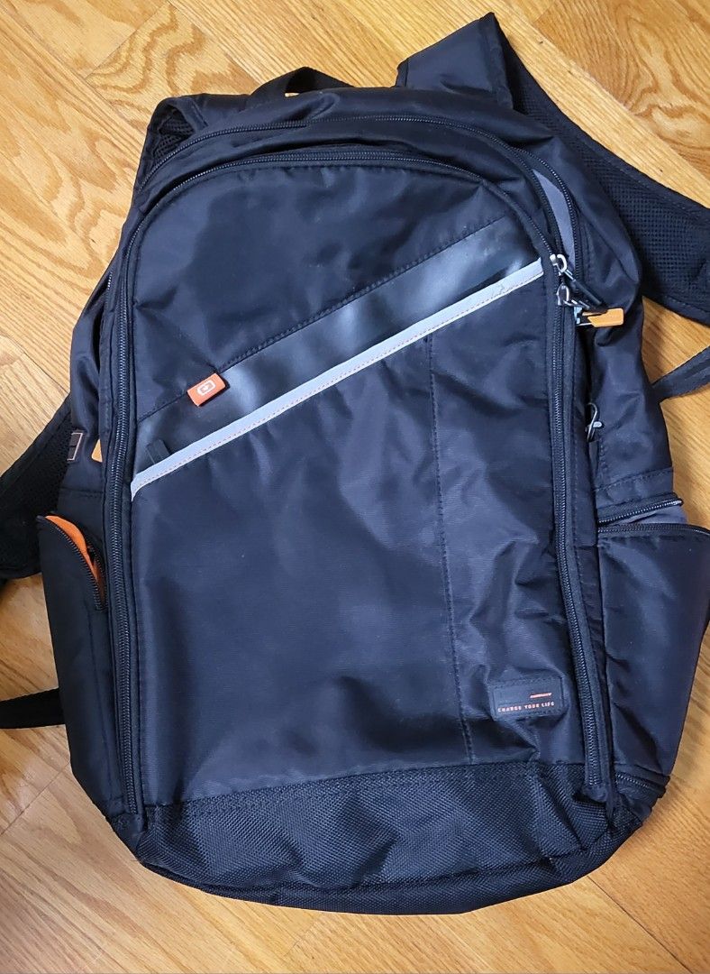 Hedgren cheap connect backpack