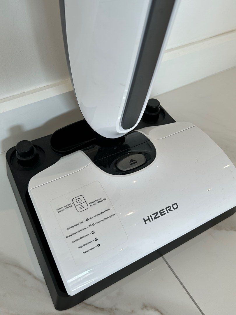 Hizero seldom used with FOC new roller, cleaning brush & detergent