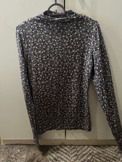 (Category: ) located in . Submitted by worthitpreloved (Listing ID 1247413630, Image 1). Description: .