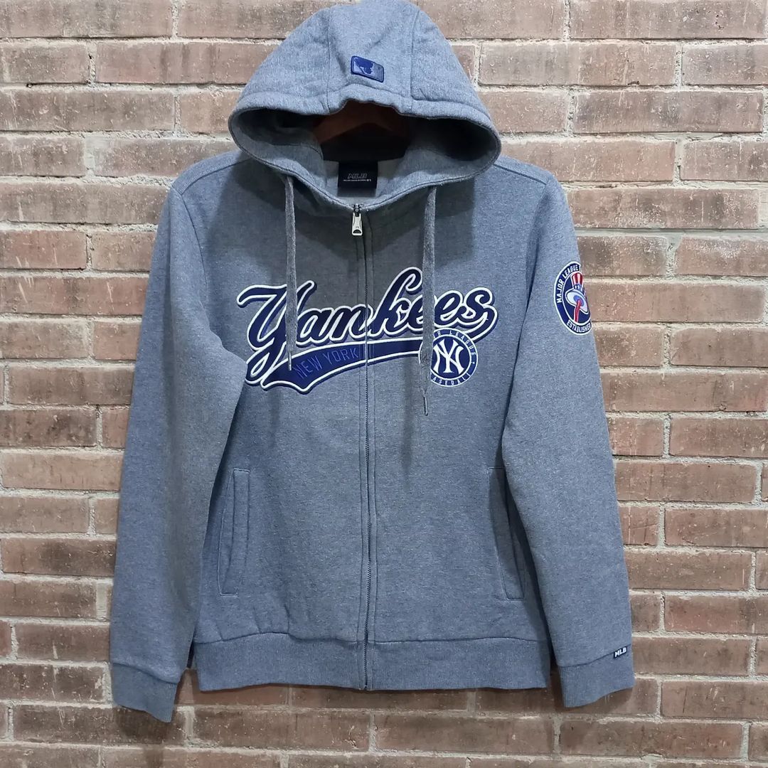 YANKEES HOODIE ORIGINAL, Fesyen Pria, Pakaian , Baju Luaran di Carousell