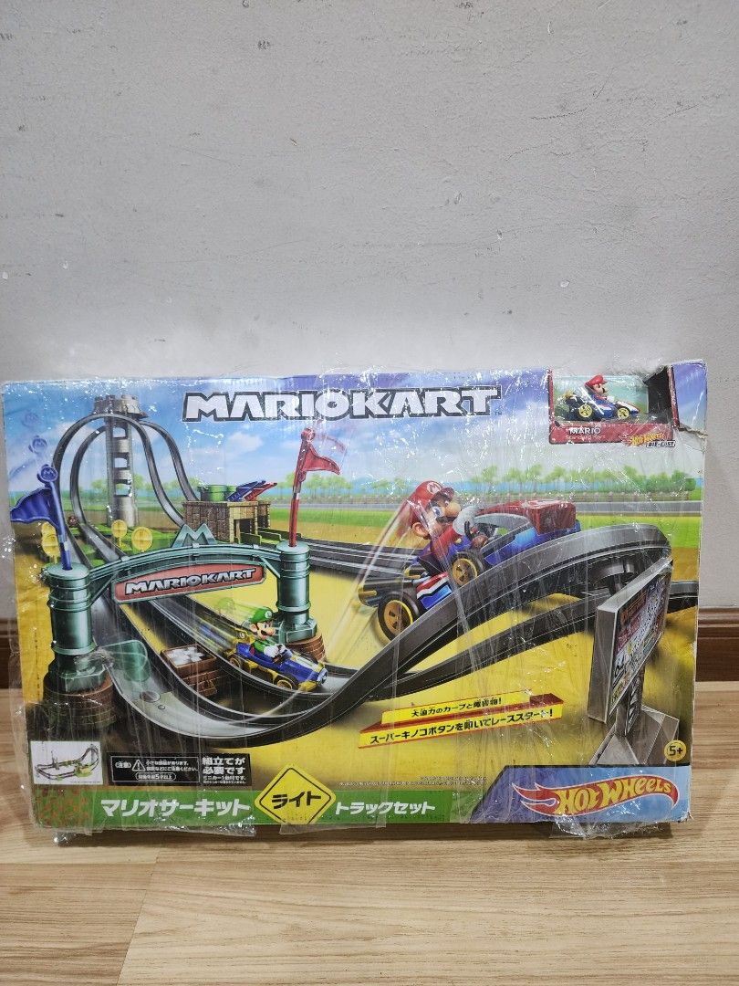  Hot Wheels Mario Kart Circuit Lite Track Set : Toys & Games