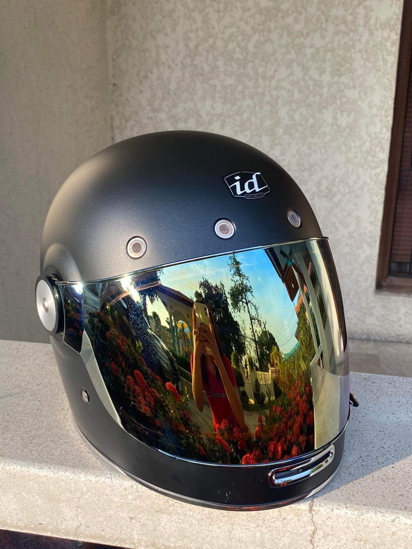 ID Rocket Helmet on Carousell
