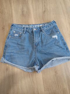 (Category: ) located in . Submitted by atomymichelle (Listing ID 1247345085, Image 1). Description: .