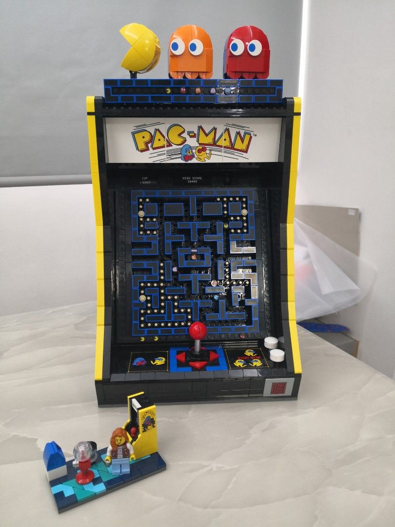 Lego 10323 Icons PAC-MAN Arcade, Hobbies & Toys, Toys & Games on Carousell