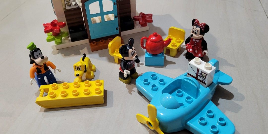Lego duplo disney mickey's deals vacation house 10889 stores