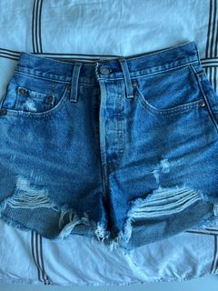 (Category: ) located in . Submitted by conflicting (Listing ID 1247353389, Image 1). Description: .