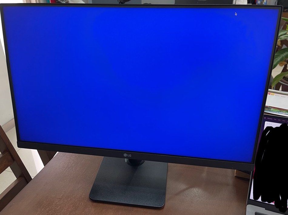 LG 24” Monitor MP400, Computers & Tech, Parts & Accessories, Monitor ...