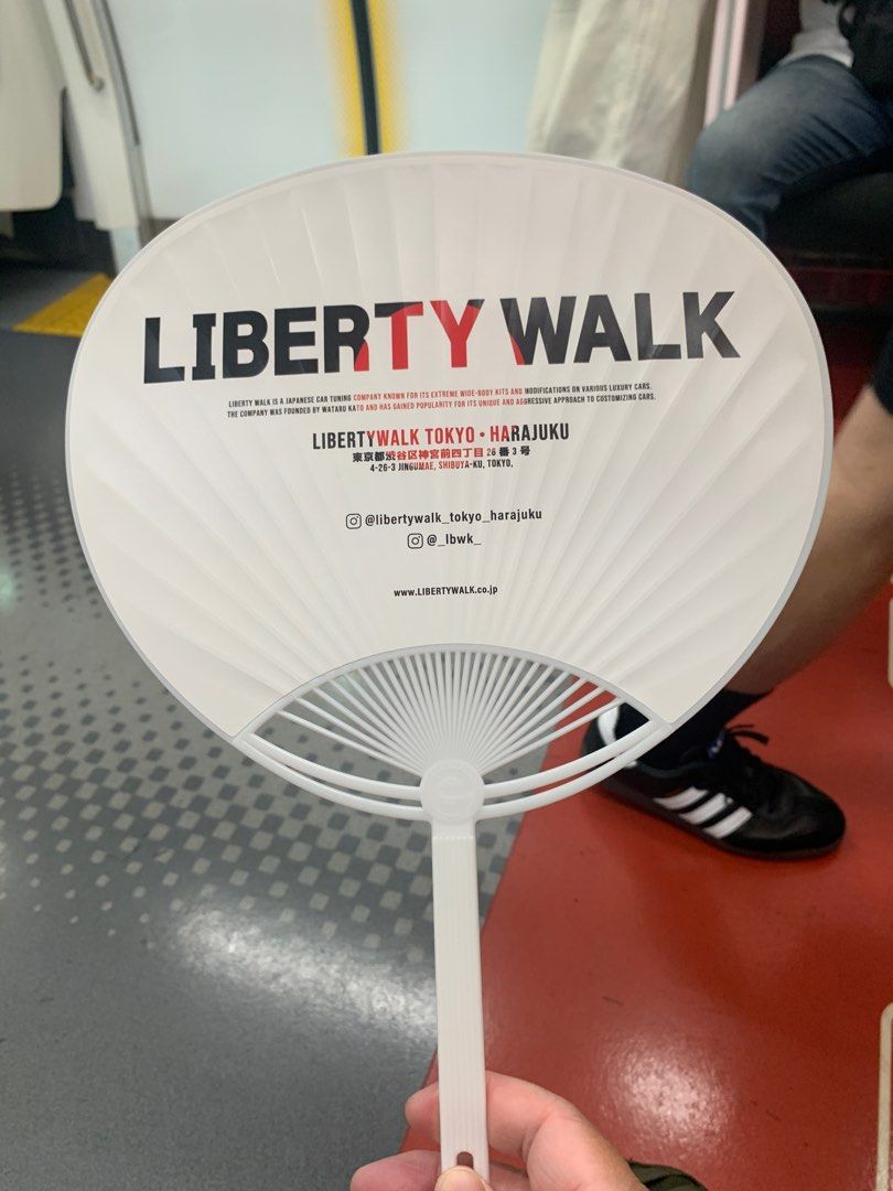 liberty walk 東京原宿店開幕扇, 興趣及遊戲, 玩具& 遊戲類- Carousell