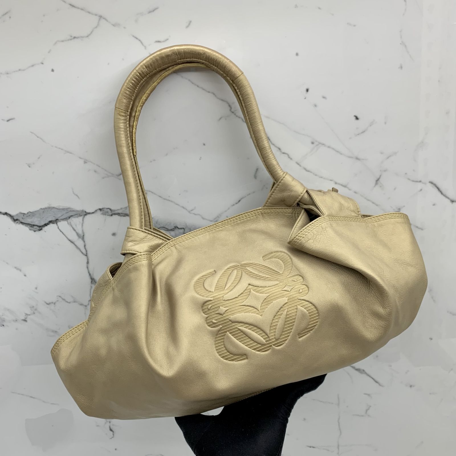 LOEWE GOLD LEATHER METALLIC NAPPA AIRE TOTE BAG 237023444 AL