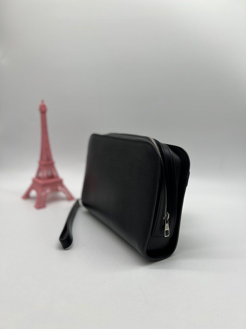 Louis Vuitton, Bags, Auth Louis Vuitton Epi Osh M59362 Mens Clutch Bag  Noir