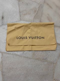 Carousell user tries to sell Louis Vuitton bag for $3.4k -- and