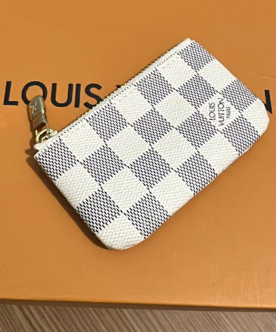 Louis Vuitton Key Pouch LV wallet bag, Women's Fashion, Bags & Wallets,  Purses & Pouches on Carousell