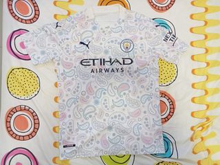 22/23 Erling Haaland Signed Manchester City Yellow Jersey BAS Beckett  Witnessed