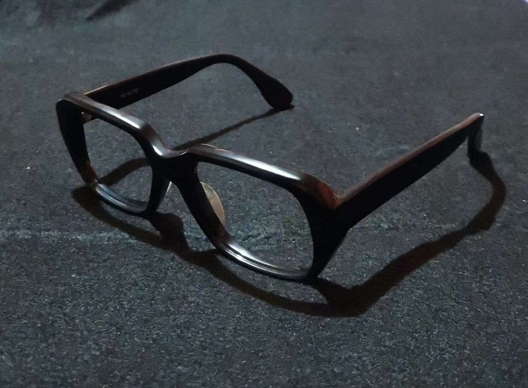 Heavy rimmed glasses best sale