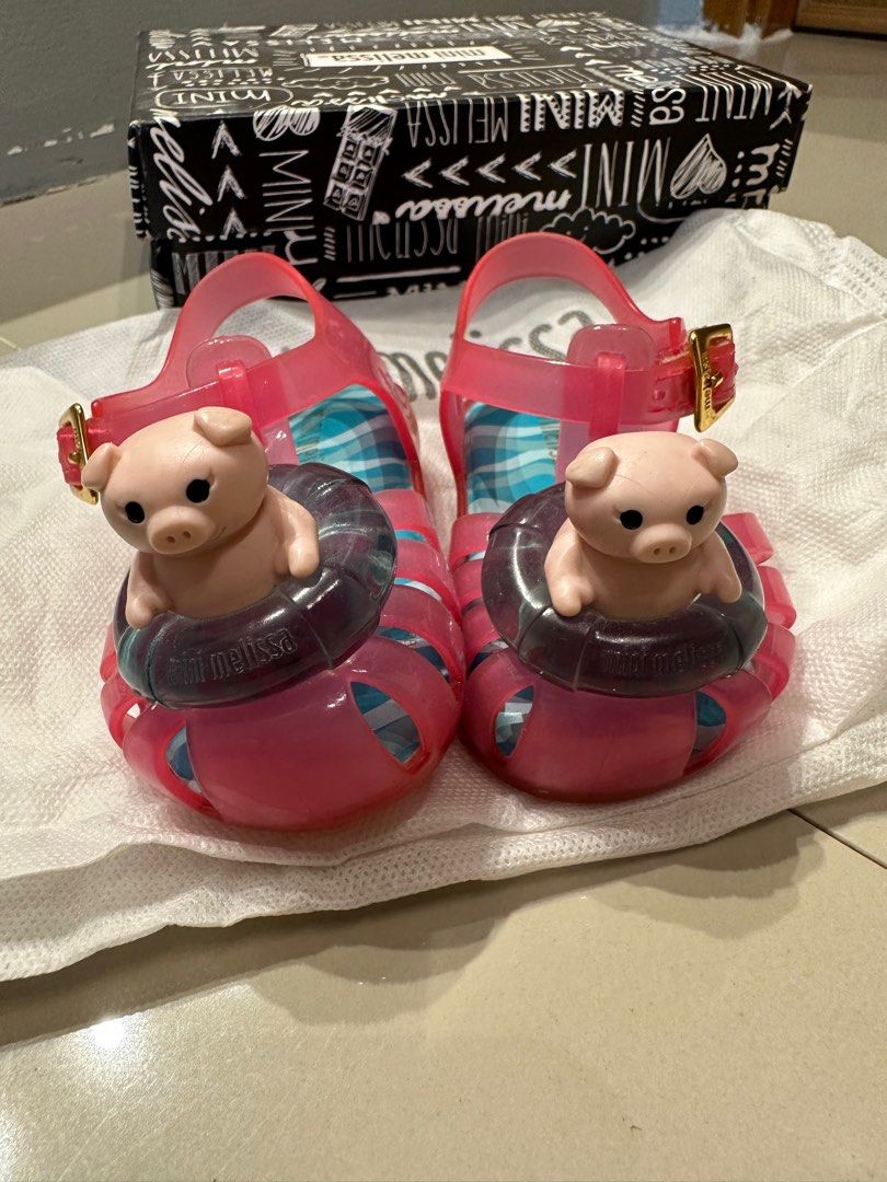 Mini shop melissa pig