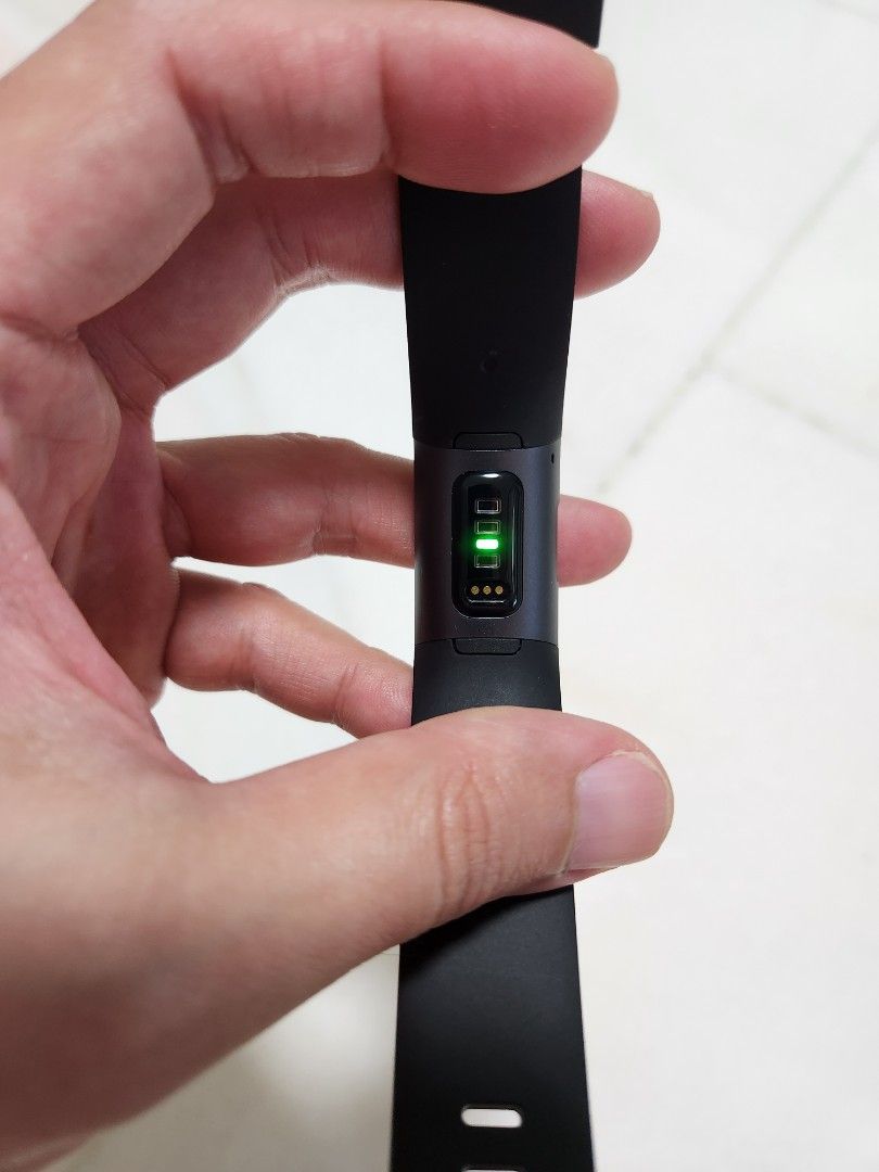 Fitbit Charge HR Review