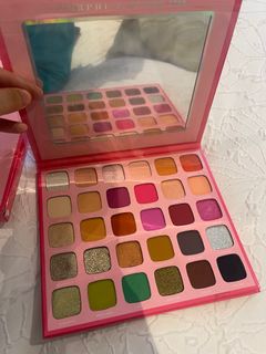 (Category: ) located in . Submitted by babeofbags (Listing ID 1247376360, Image 1). Description: .