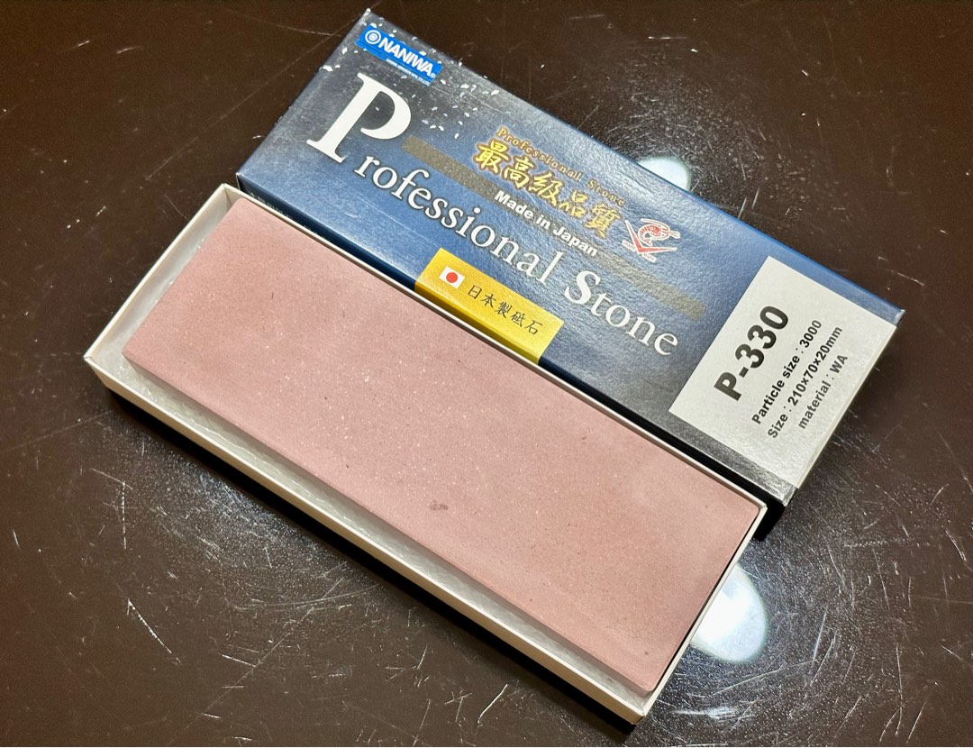 Naniwa Professional 3K Sharpening Stone (P330), Furniture & Home