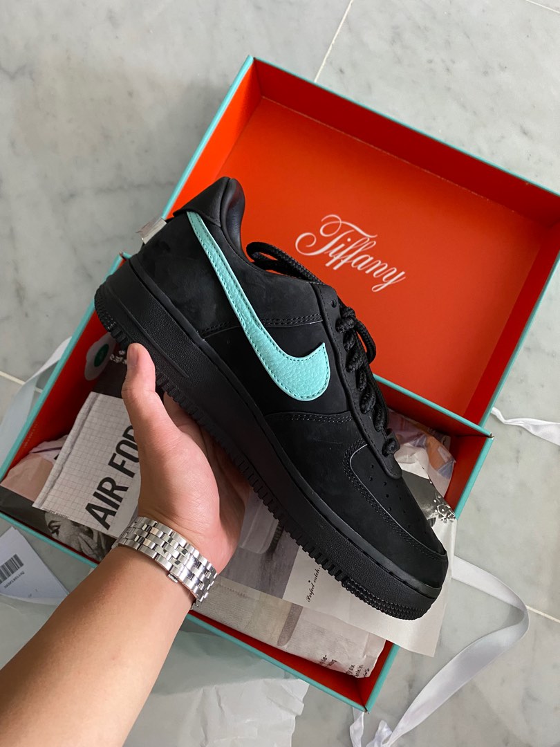 Nike Air Force 1 Low Tiffany & Co., Men's Fashion, Footwear, Sneakers on  Carousell