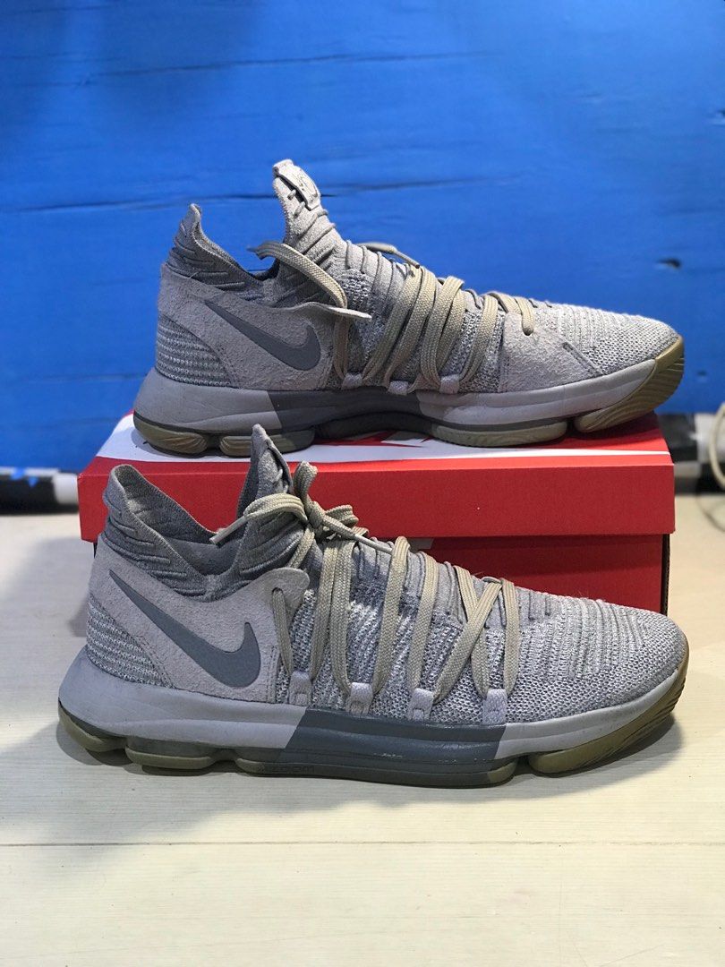 Nike kd, Fesyen Pria, Sepatu Sneakers di Carousell