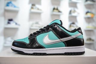 tiffany blue nike running shoes