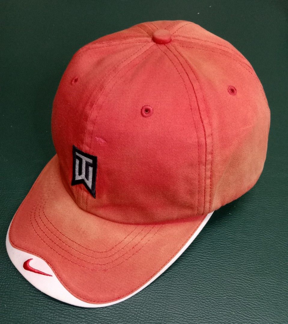 Nike Tiger Woods Golf Cap Everything Else Others on Carousell