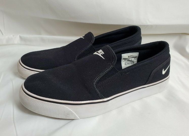 Nike toki 2025 slip on shoes