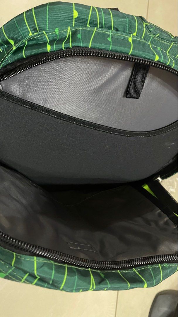NORTH FACE BACK PACK GREEN BOREALIS | BRAND NEW ORIGINAL (Category: Backpacks) located in Rizal. Submitted by iandriz (Listing ID 1247513587, Image 3). Description: Bought in Vietnam Hmu for more details!.