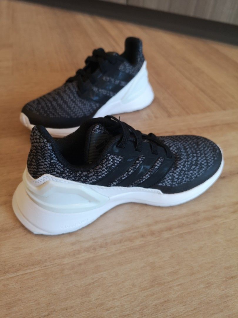 Cheap sneakers clearance for kids