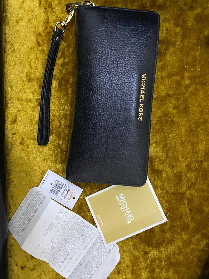 ORIGINAL MK JET SET TRAVEL CONTINENTAL WALLET
