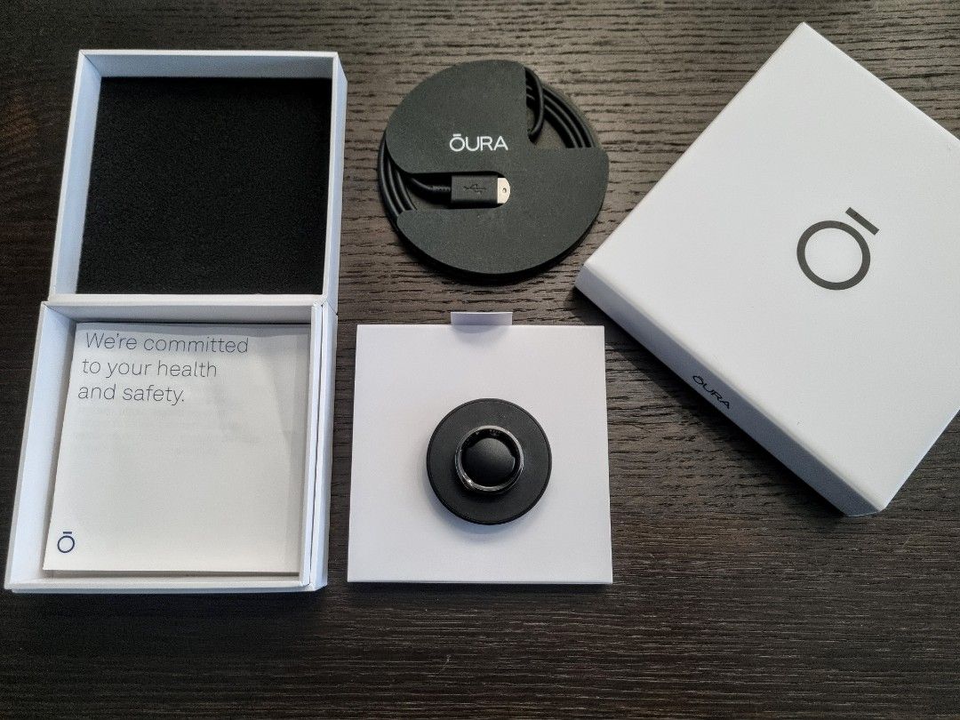 Oura Ring Gen 3 Heritage Black size 10, Mobile Phones & Gadgets