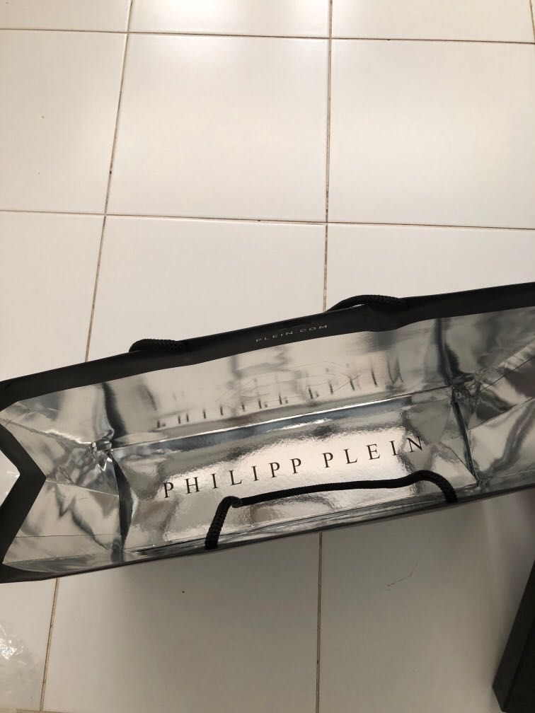Philipp Plein faux Leather shoe box, Men's Fashion, Watches ...