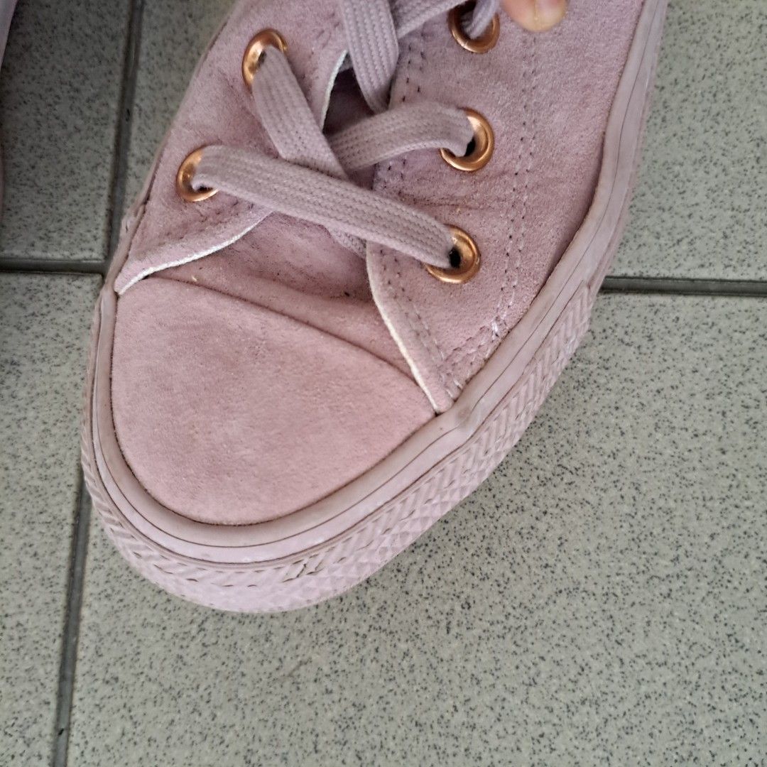 Pink suede converse rose gold online
