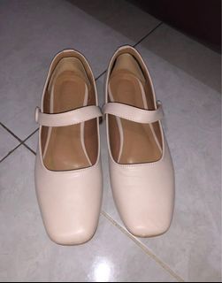 (Kategori: ) berada di . Dikirim oleh styfstore (ID iklan 1247338429, Gambar 1). Deskripsi: .