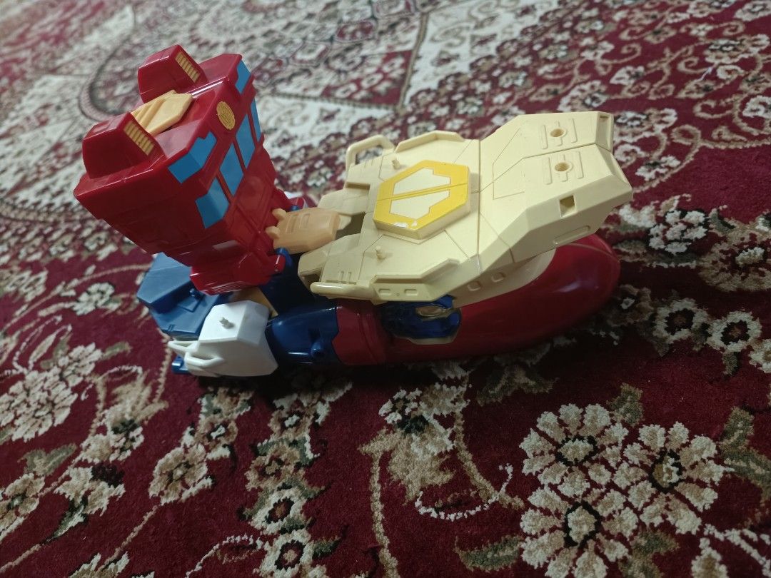 Playskool Heroes Transformers Rescue Bots Deep Water Rescue High Tide ...