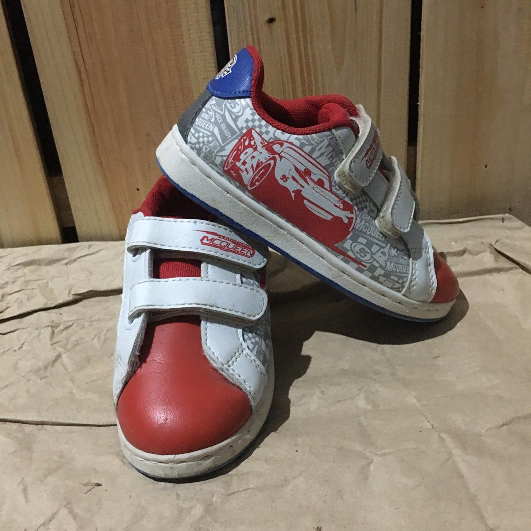 Preloved Lightning Mcqueen Rubber Shoes on Carousell