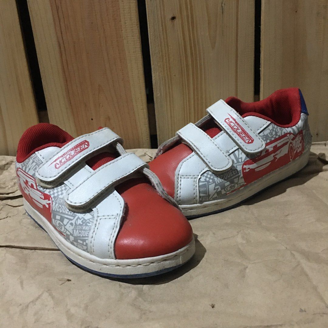Preloved Lightning Mcqueen Rubber Shoes on Carousell