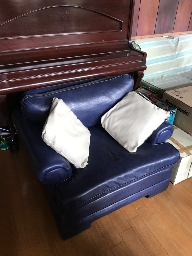 Quality sofa set, Furniture & Home Living, Furniture, Sofas on Carousell